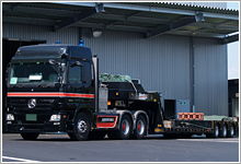 ワイド低床エアサストレーラー 平ボディ(伸縮)